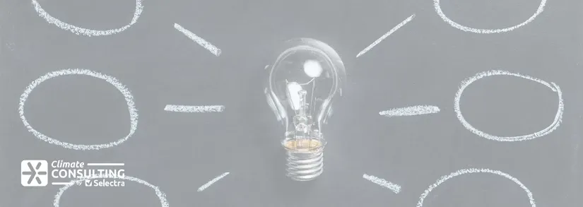 Phase d’idéation représentée par une ampoule